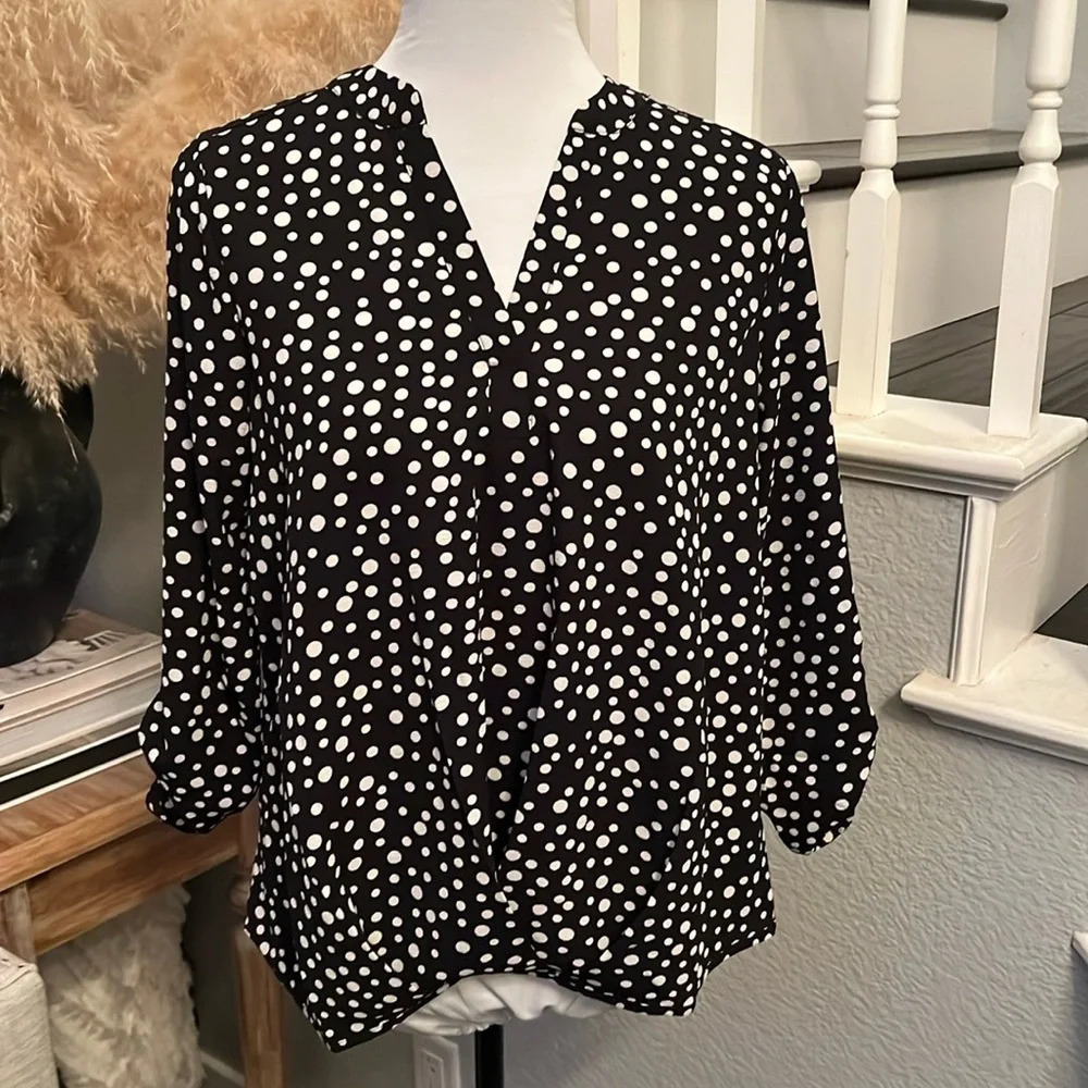 NY Collection 3/4 Push Tab Mandarin Collar Blouse with Front Pleats Size Small